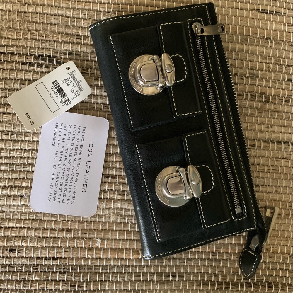 Marc Jacobs wallet